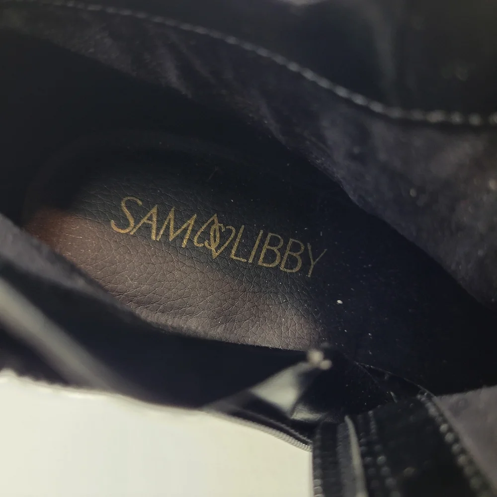 Sam & Libby Black‎ Heeled Booties Size 8